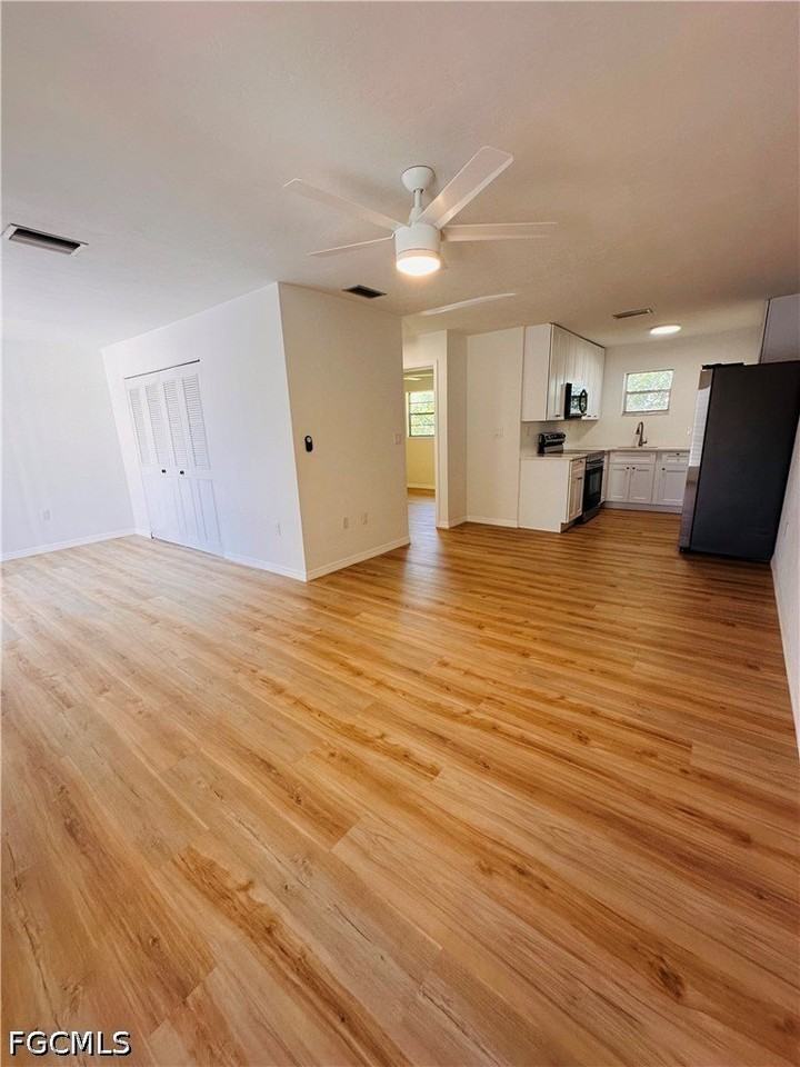 4931 Vincennes Ct #7 - Photo 6 of 12