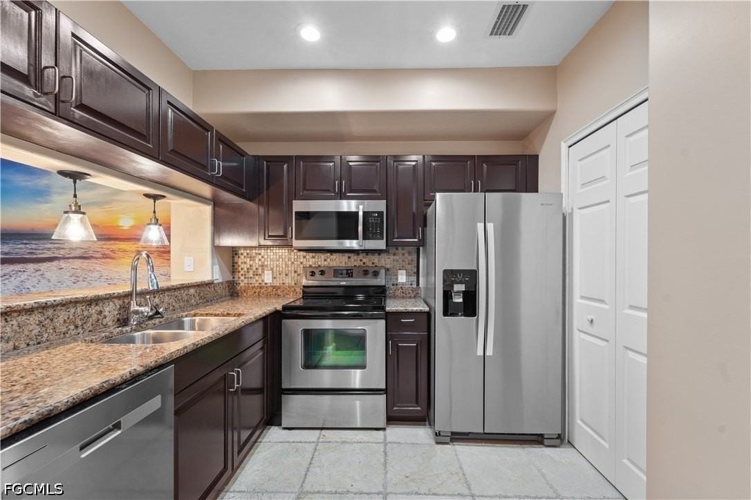 13141 Bella Casa Cir #3177 - Photo 4 of 27