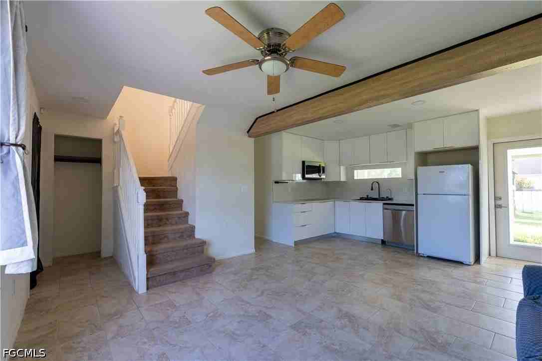 4323 7th St W - Photo 3 of 17