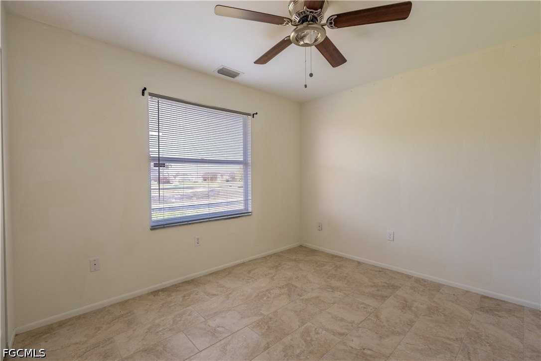 4323 7th St W - Photo 6 of 17