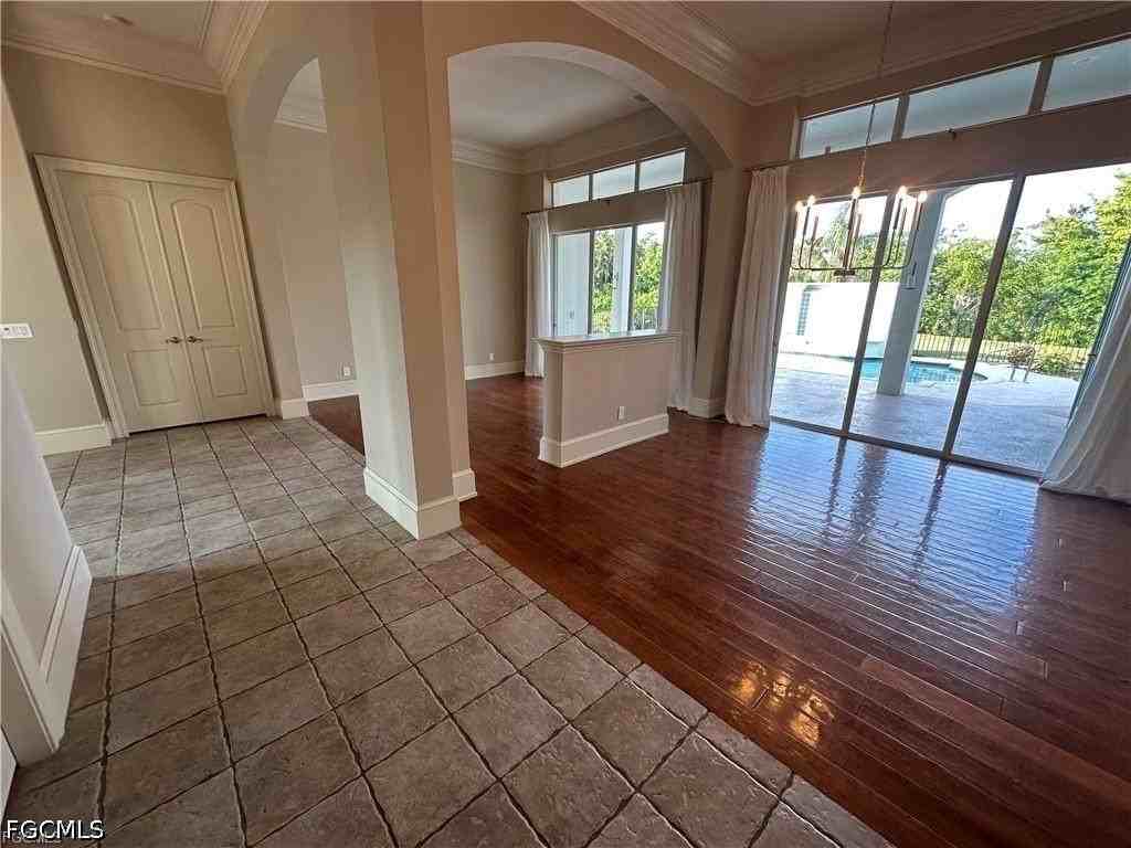 10020 Magnolia Pointe - Photo 7 of 33