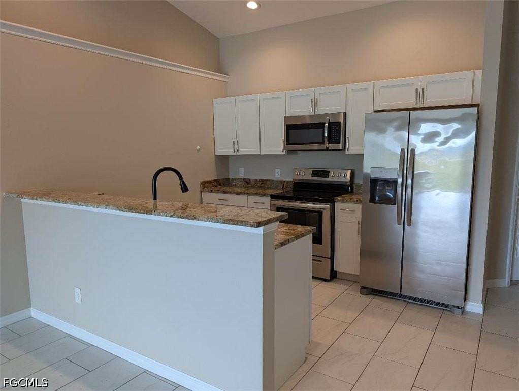 2805 Sw 8th Pl #2807 - Photo 2 of 11