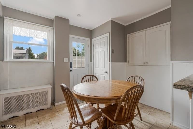 110 Parker St - Photo 6 of 26