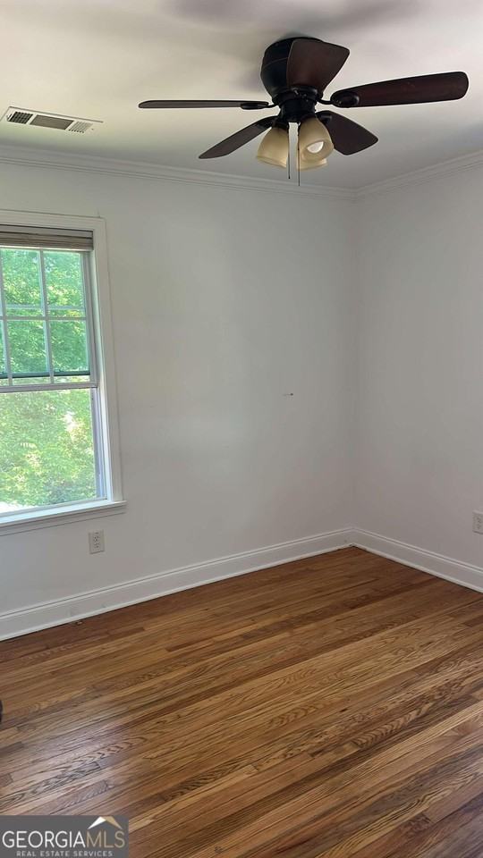 314 Stokes Ave Se - Photo 7 of 10