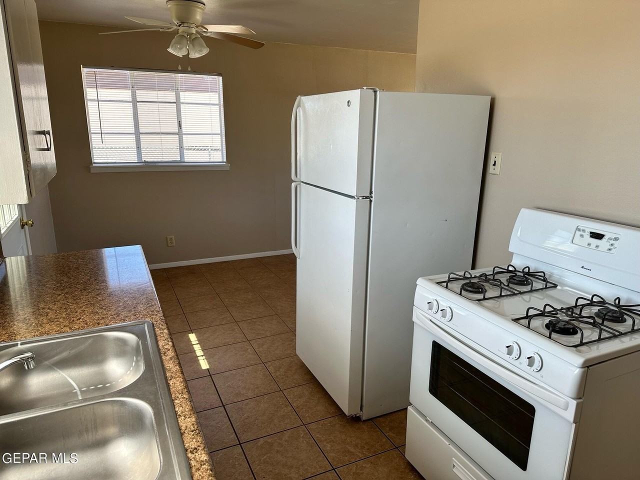 5732 Arrowhead Dr - Photo 5 of 12