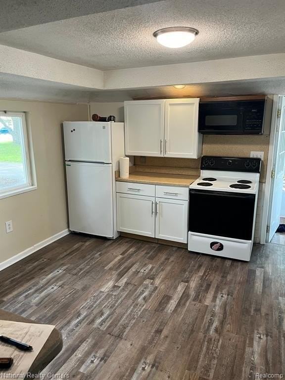 16750 Middlebelt Rd - Photo 3 of 15
