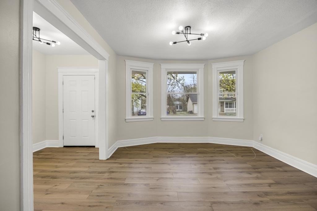 4510 Harding St - Photo 3 of 18