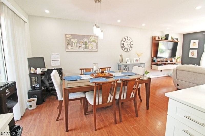 407 Durban Ave - Photo 5 of 17
