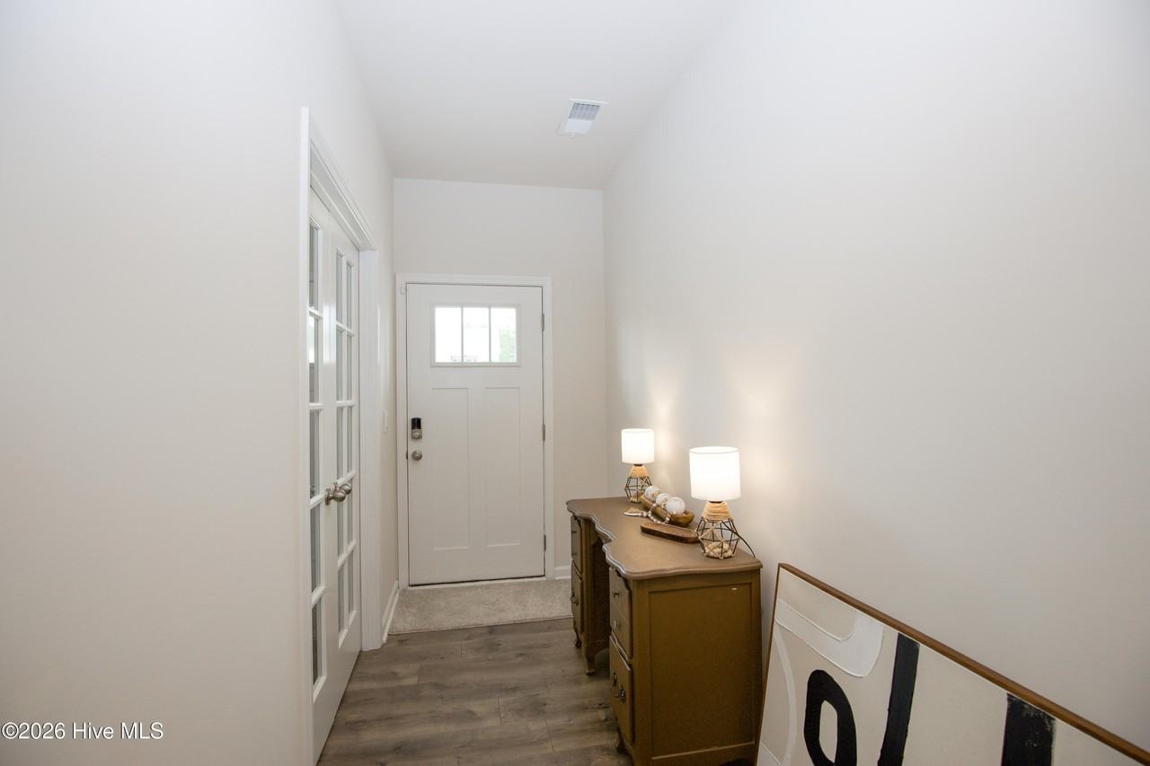 1179 Misty Creek Dr - Photo 5 of 50