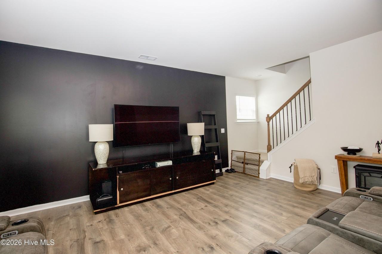 1179 Misty Creek Dr - Photo 6 of 50