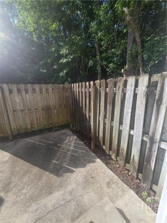 9852 Whitefield Ave #B - Photo 2 of 7