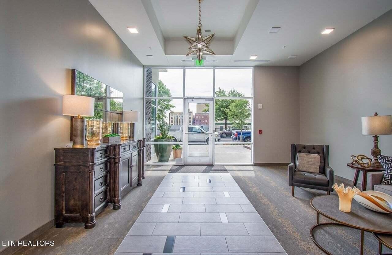 333 W Depot Ave #415 - Photo 7 of 30