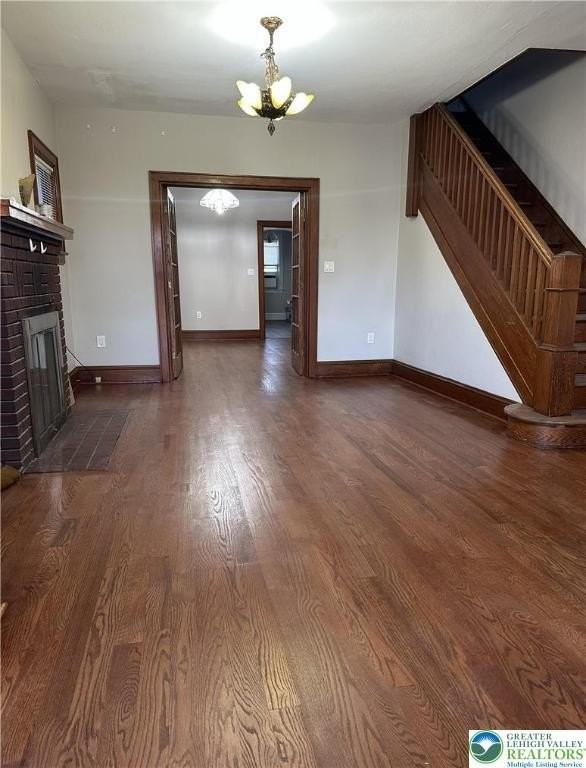 2242 Ferry St - Photo 2 of 10