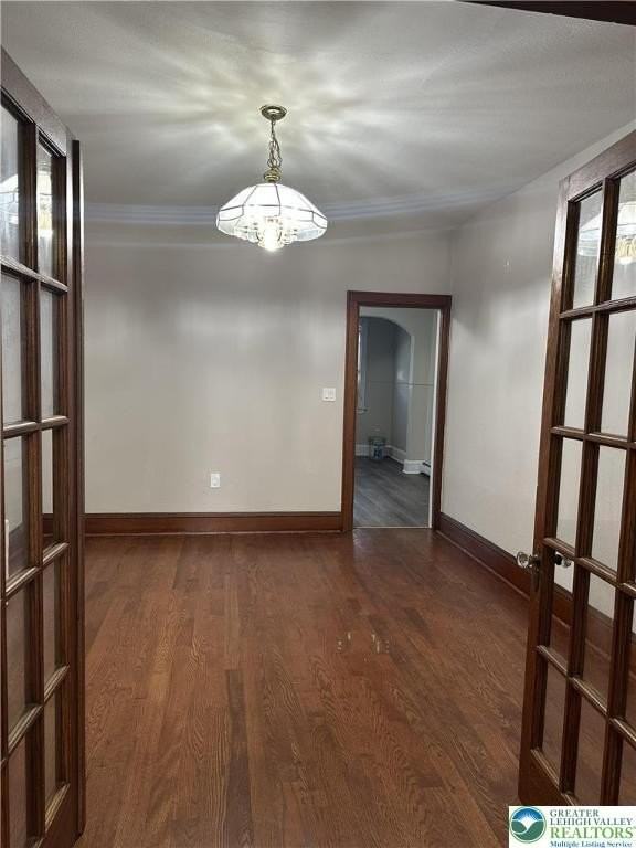 2242 Ferry St - Photo 3 of 10
