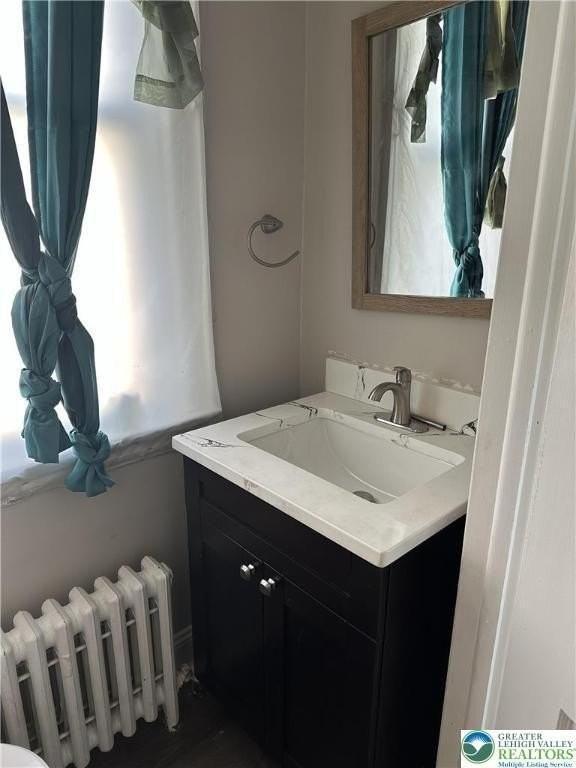 2242 Ferry St - Photo 6 of 10