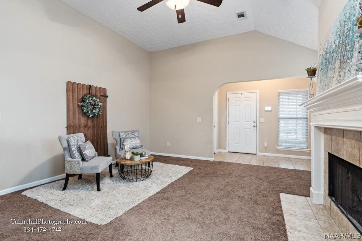 1641 Buena Vista Blvd - Photo 5 of 38