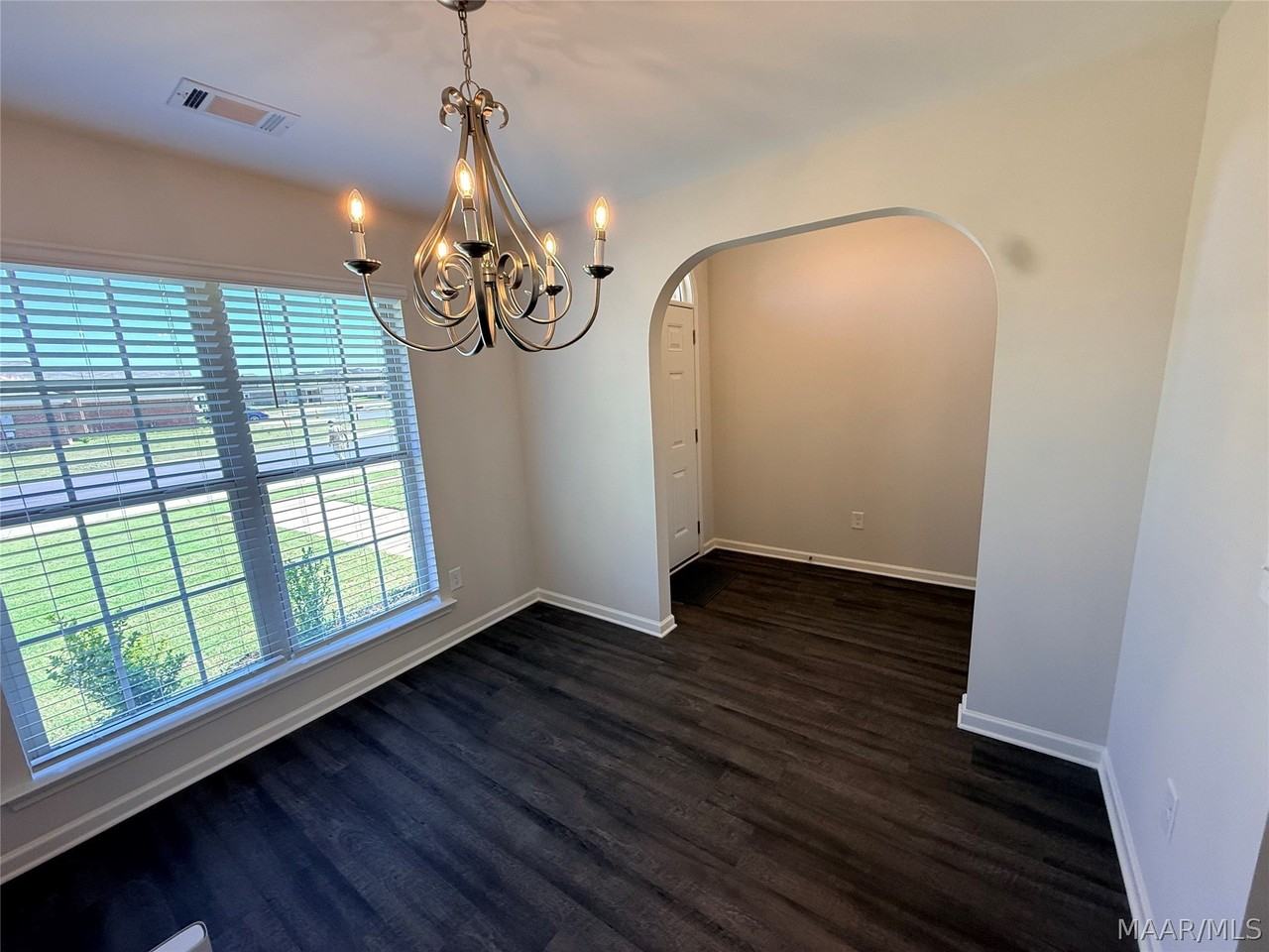 6108 Ridgeside Blvd - Photo 5 of 34