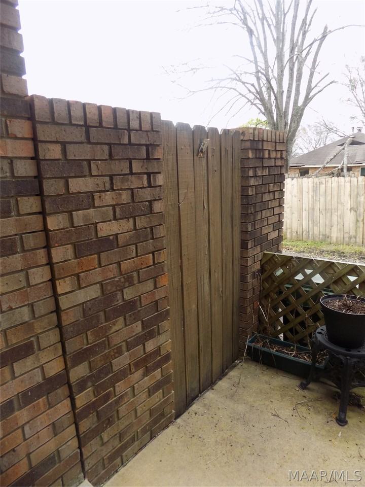 4602 Cherry Tree Ter - Photo 3 of 39