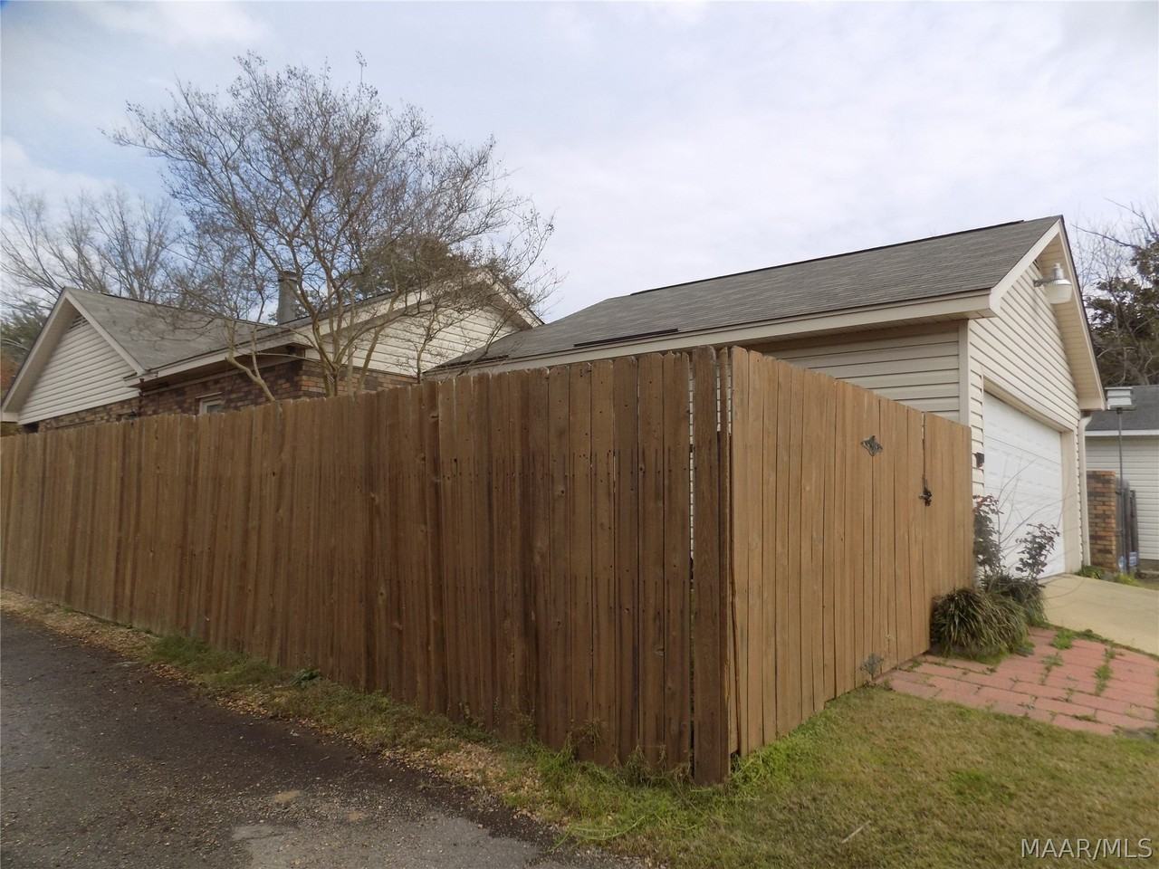 4602 Cherry Tree Ter - Photo 5 of 39