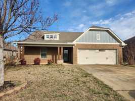 featured image of 1782 Benson St