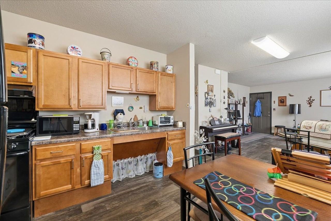 Vista Villa/River Run - Photo 6 of 15