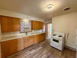 featured image of 1120 S 12th Ave