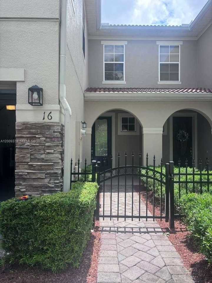16 Canterbury Bell Dr - Photo 2 of 37