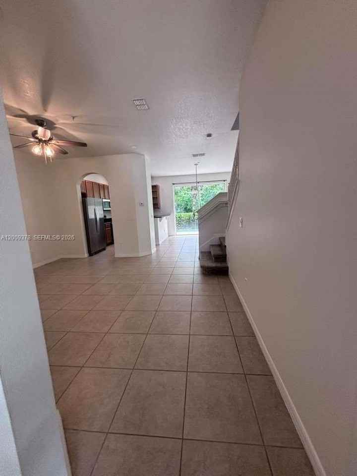 16 Canterbury Bell Dr - Photo 4 of 37