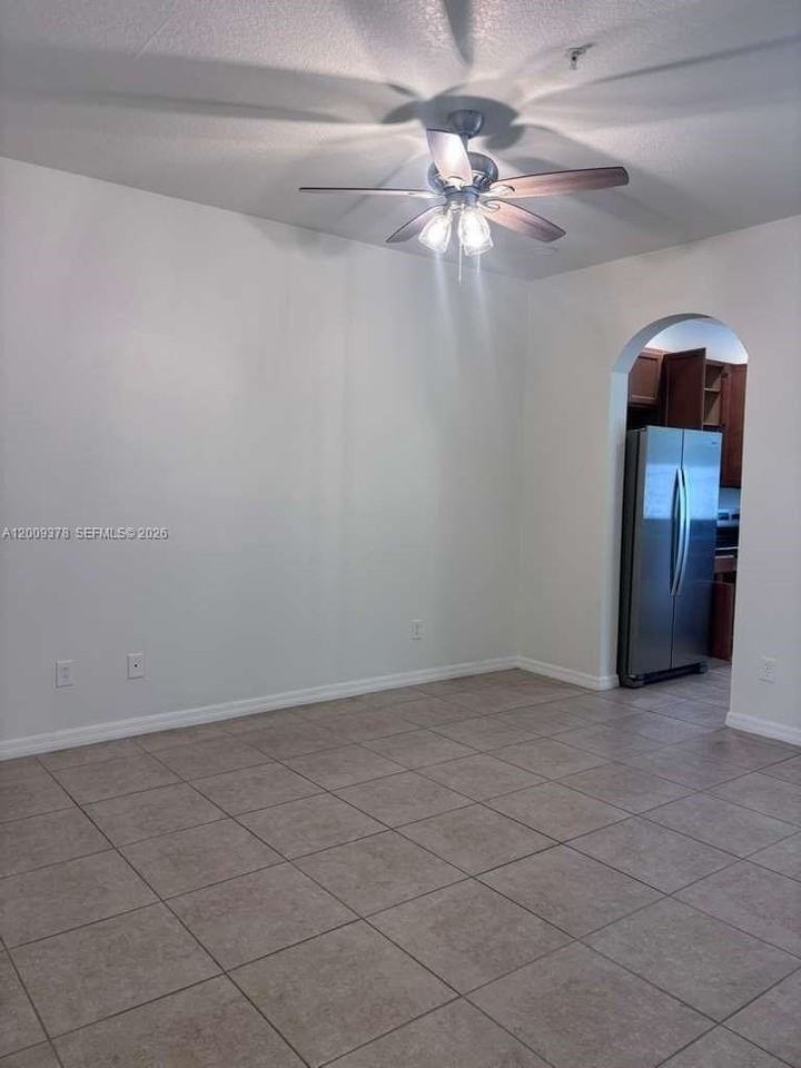 16 Canterbury Bell Dr - Photo 5 of 37