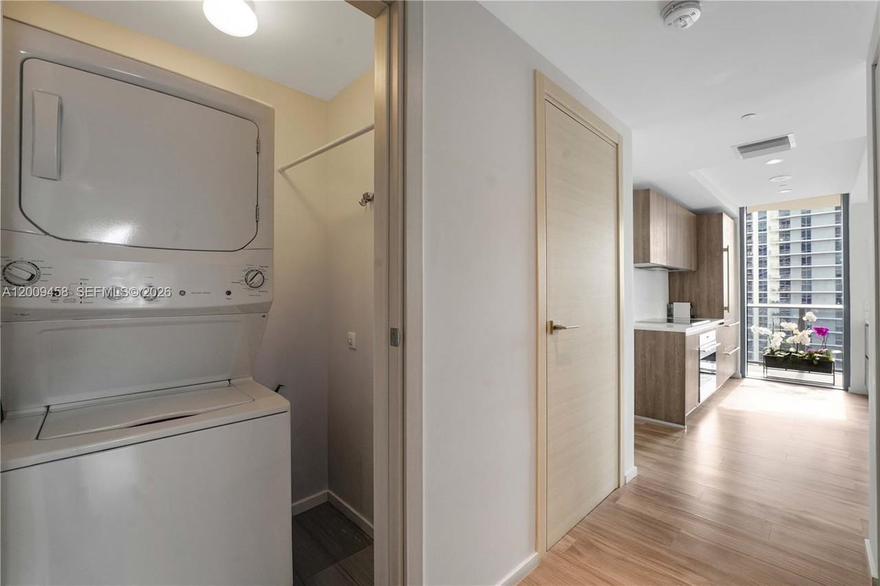 801 S Miami Ave #3109 - Photo 5 of 50