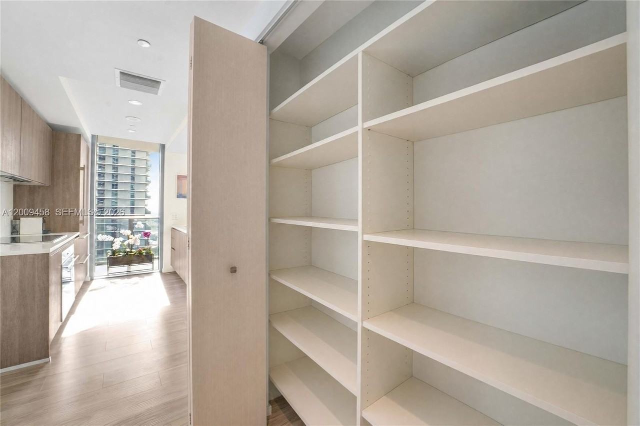 801 S Miami Ave #3109 - Photo 6 of 50