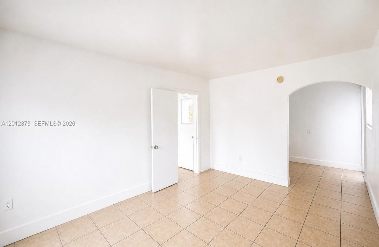 5305 Biscayne Blvd #209 - Photo 5 of 8