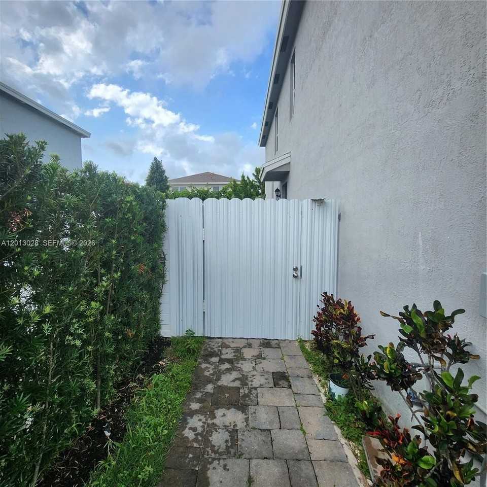 13245 Sw 271st Ter #1 - Photo 2 of 24