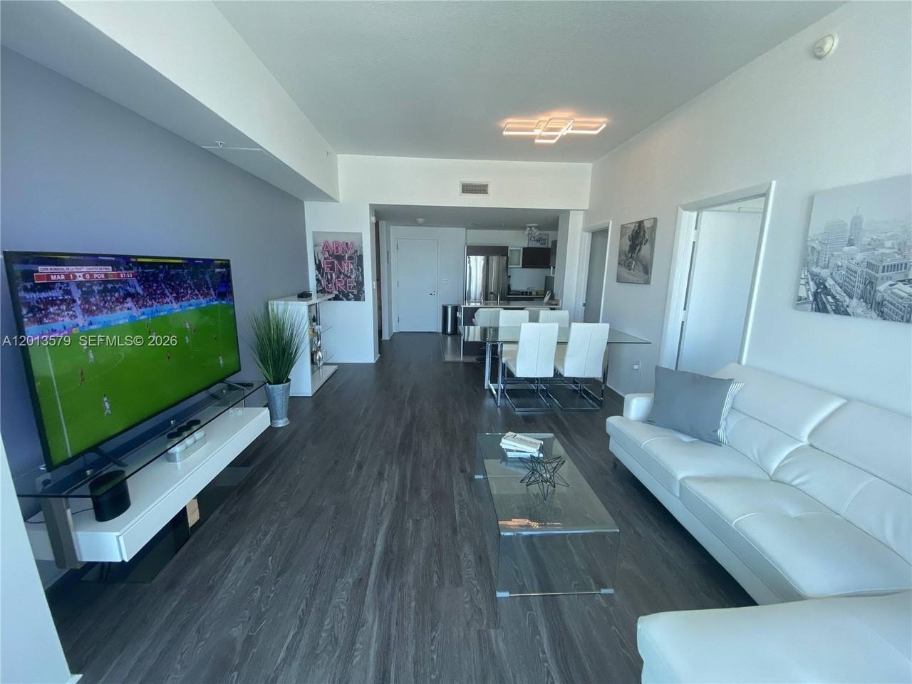 1900 N Bayshore Dr #4116 - Photo 3 of 17