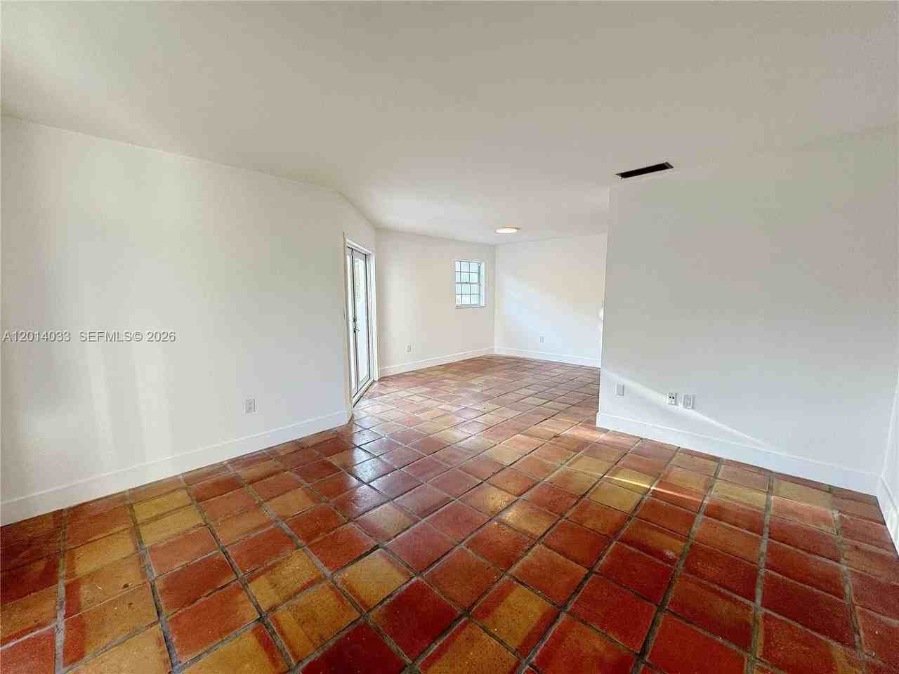 2918 Bird Ave #7 - Photo 3 of 21