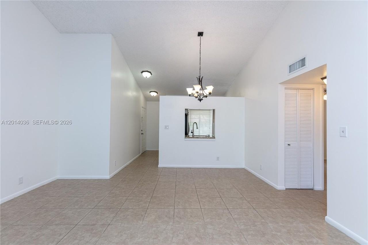717 Gardens Dr #201 - Photo 5 of 37
