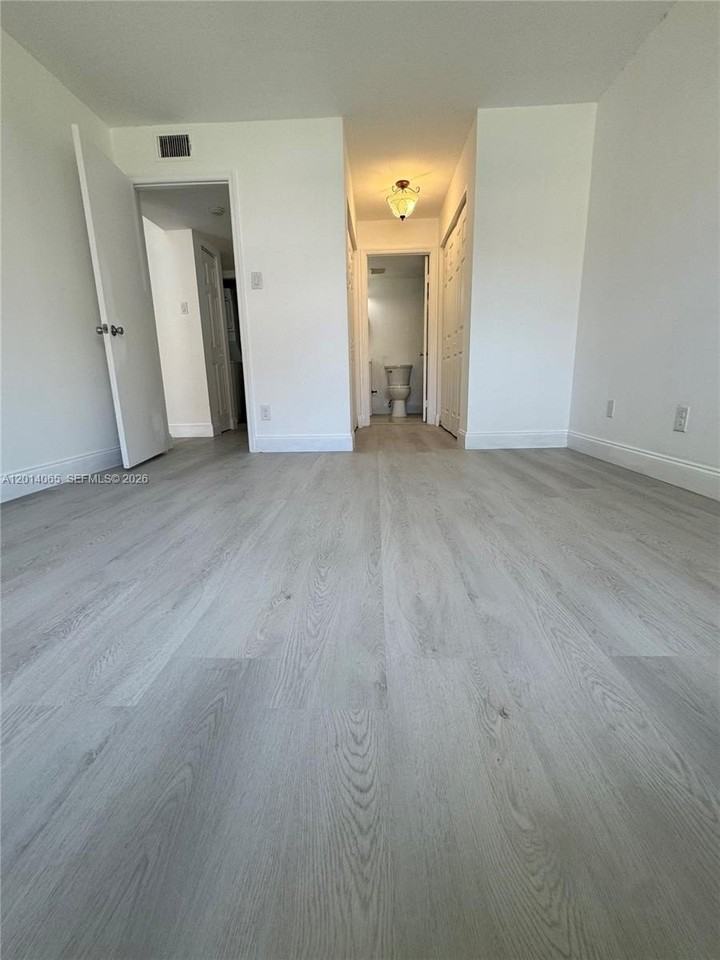 10450 Sw 157th Ct #208 - Photo 7 of 18