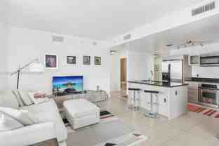 1900 N Bayshore Dr #1511 - Photo 1 of 1