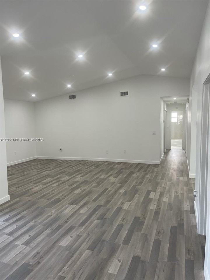 12328 Sw 259th St - Photo 4 of 18