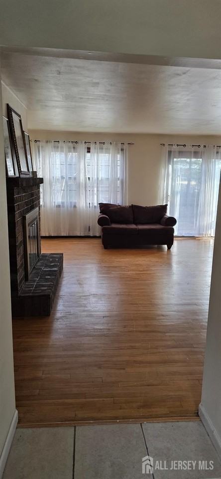 78 Highview Dr - Photo 3 of 29
