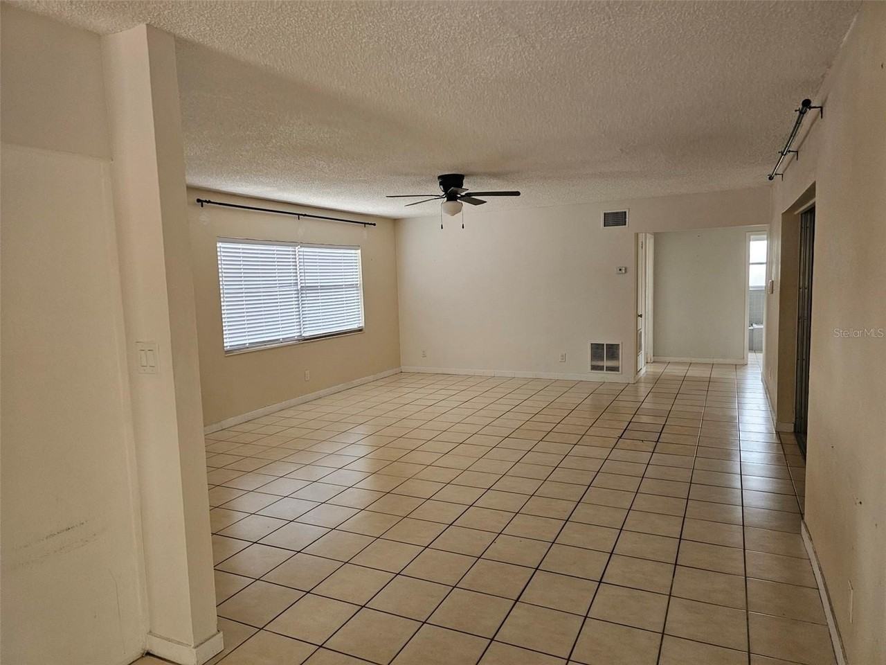 7409 Manatee St - Photo 6 of 26
