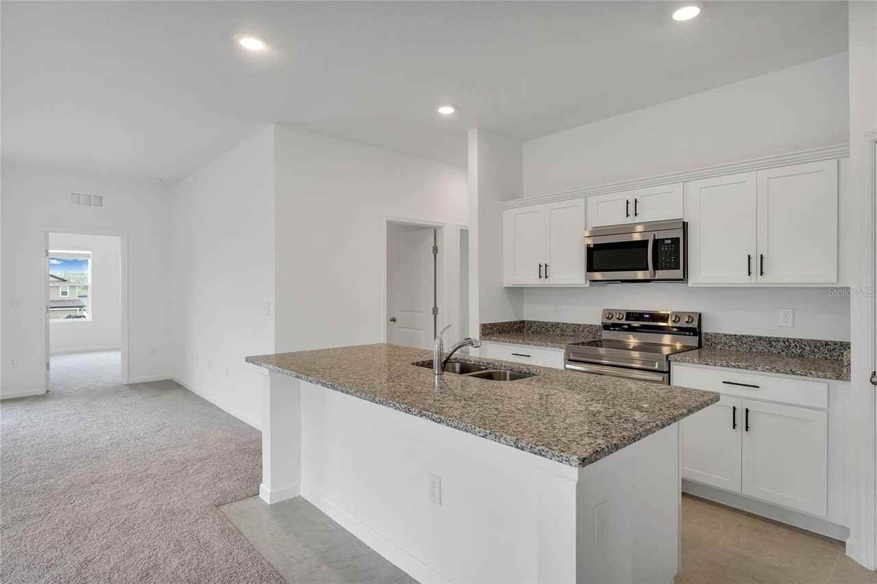 1877 Sierra Sun Way - Photo 3 of 27