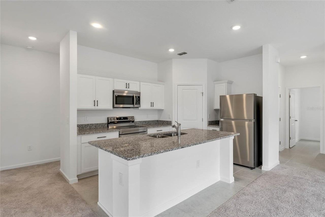 1877 Sierra Sun Way - Photo 4 of 27