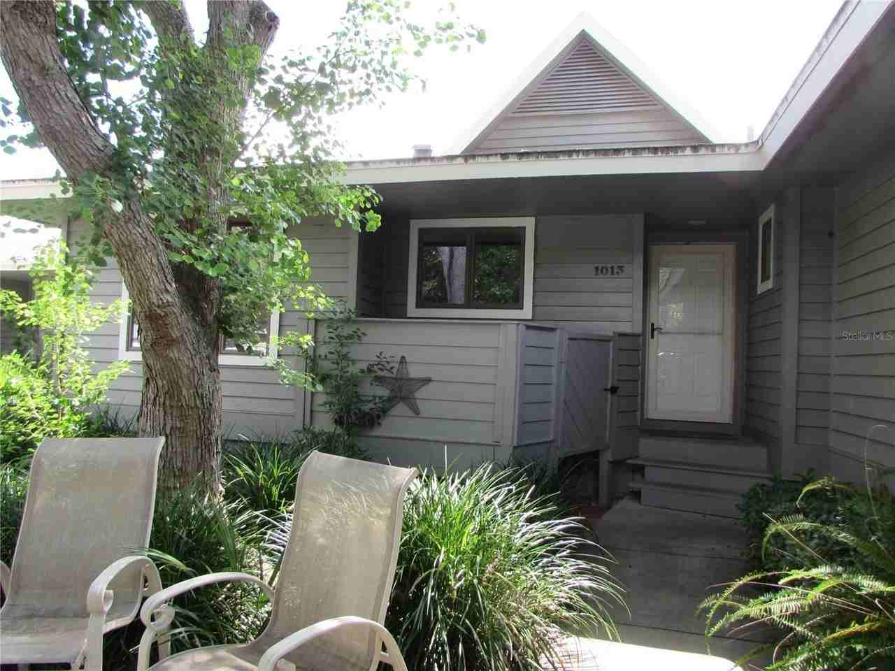 1013 Lake Avoca Ct - Photo 2 of 29
