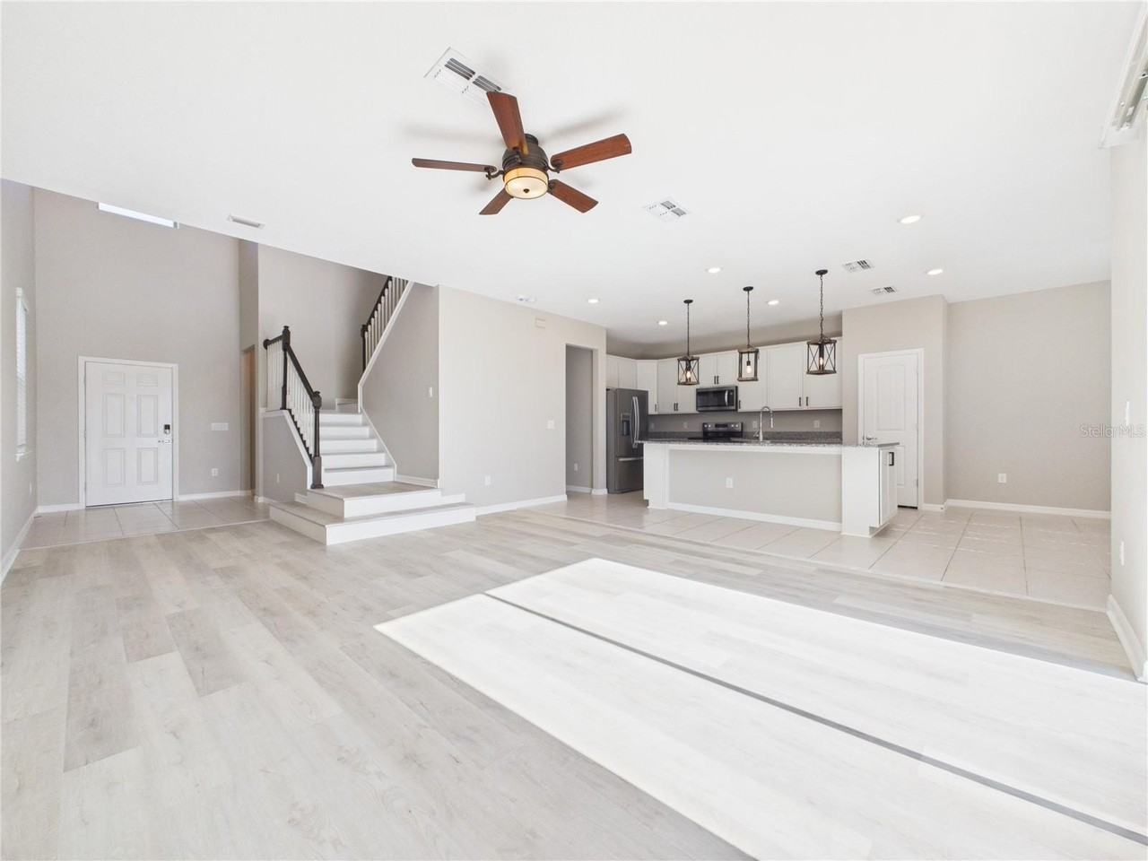 11303 Green Harvest Dr - Photo 5 of 50