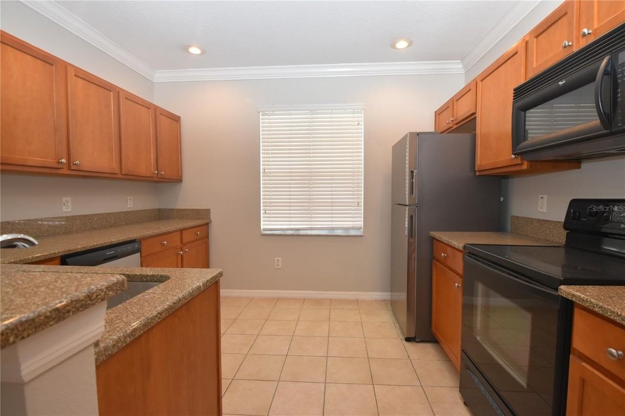 4901 Elizabeth Anne Cir - Photo 2 of 13