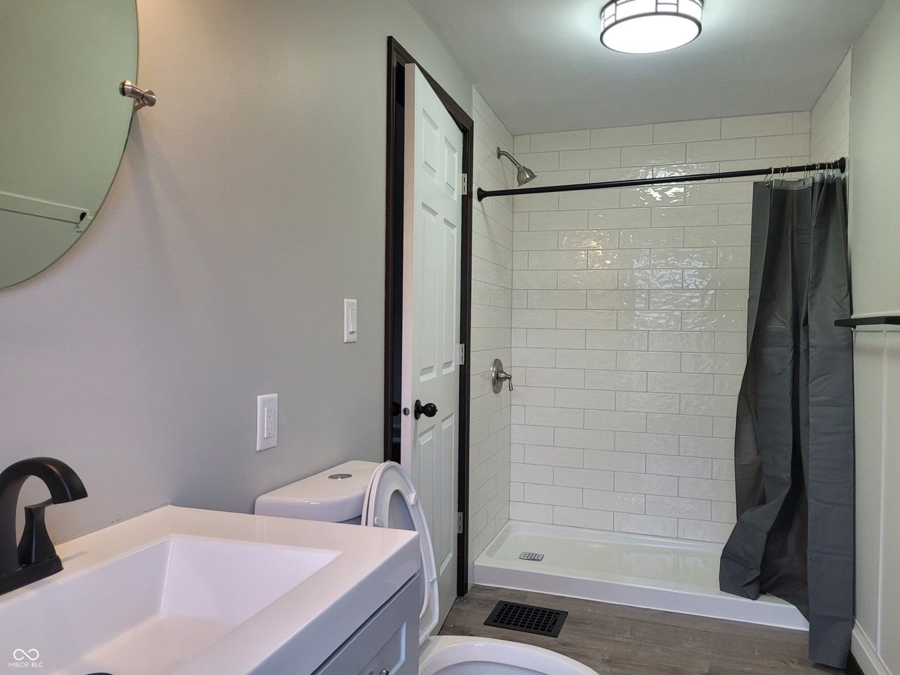 306 S Market St - Photo 4 of 20