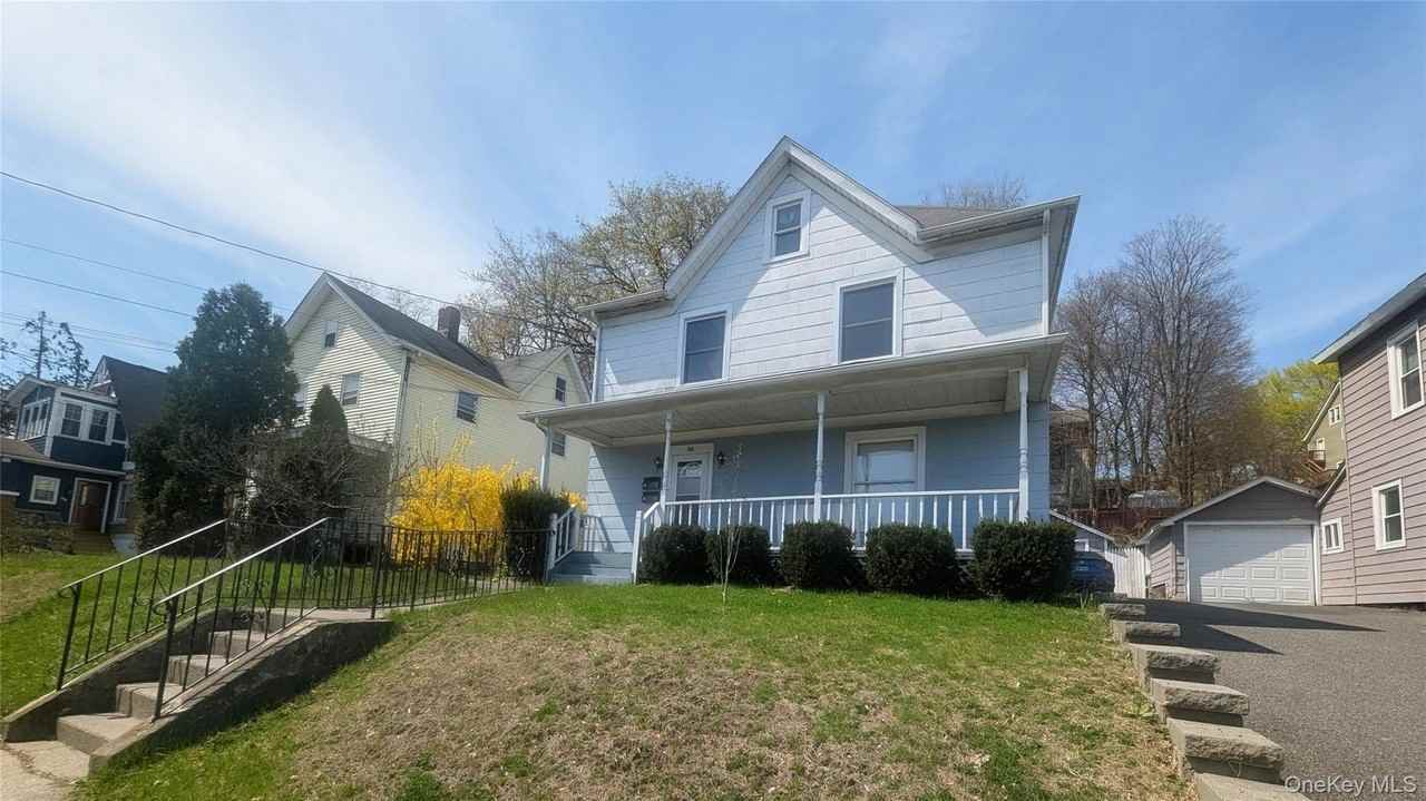 84 Orange Ave - Photo 2 of 25