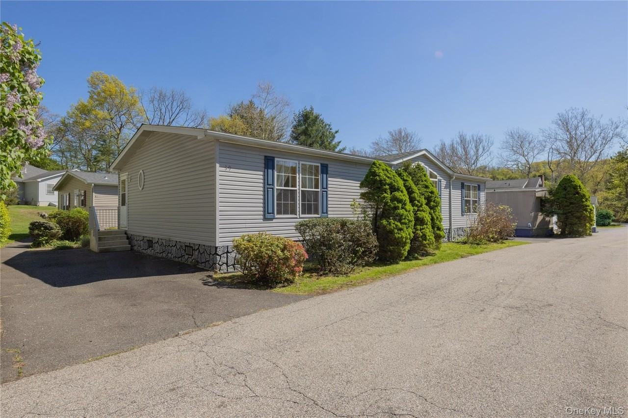 39 Cedar Flats Rd - Photo 3 of 26