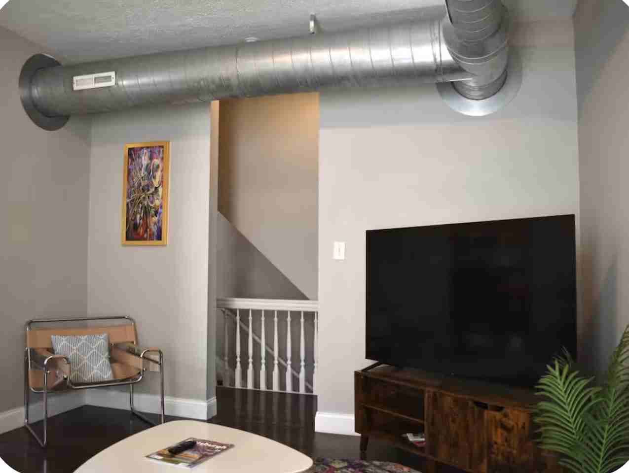 7220 Meade Street - Photo 4 of 35